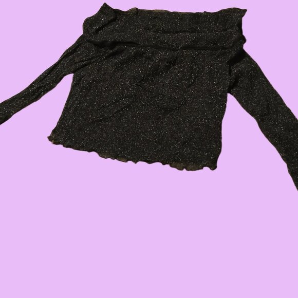 Mesh Off-the-Shoulder Crop Top with Long Flared Sleeves - Picture 3 of 6